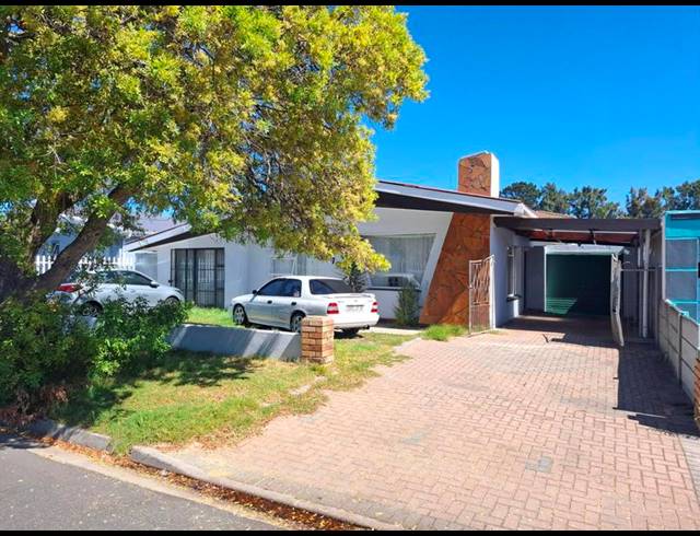 3 BEDROOM PROPERTY TO RENT IN GOODWOOD CENTRAL